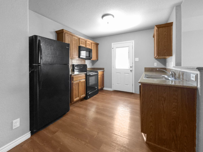 511 Kacie Dr #B - Photo 3 of 20