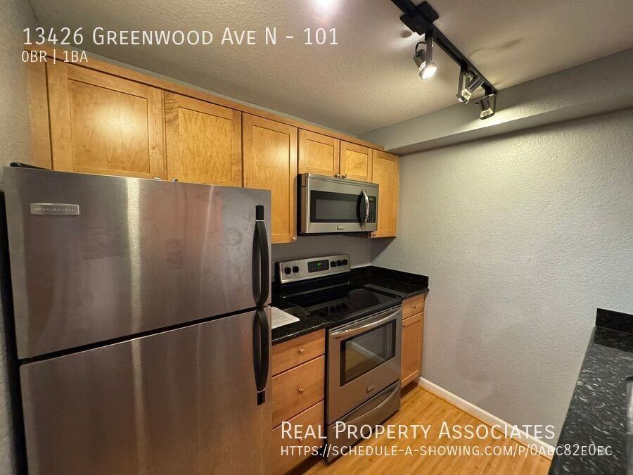 13426 Greenwood Ave N #101 - Photo 5 of 14