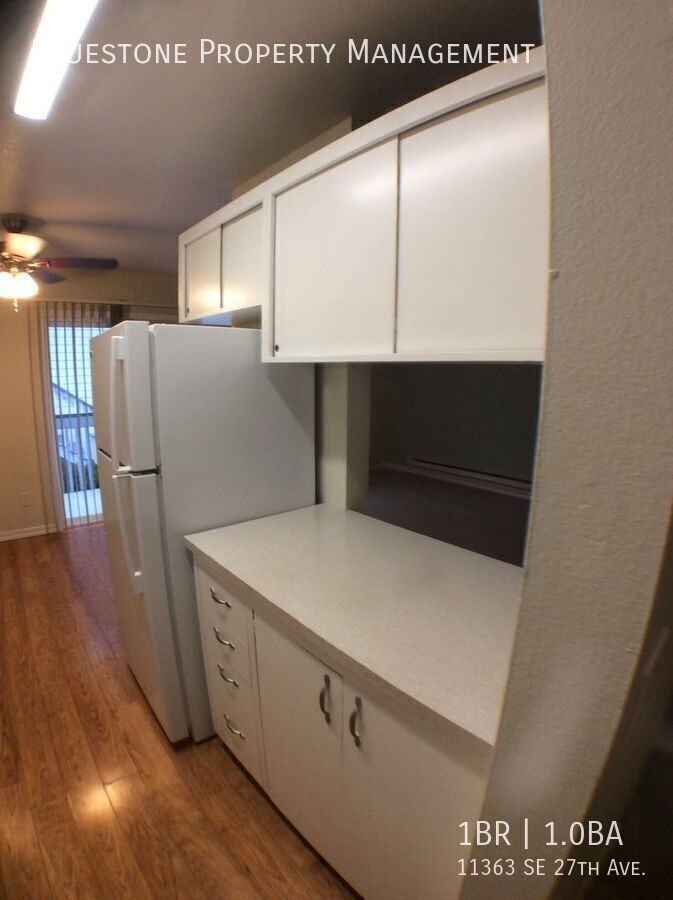 11363 Se 27th Ave - Photo 2 of 19