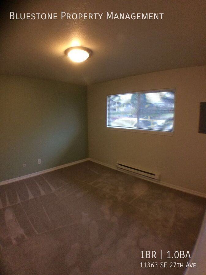 11363 Se 27th Ave - Photo 5 of 19