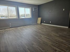 featured image of 1515 College Way