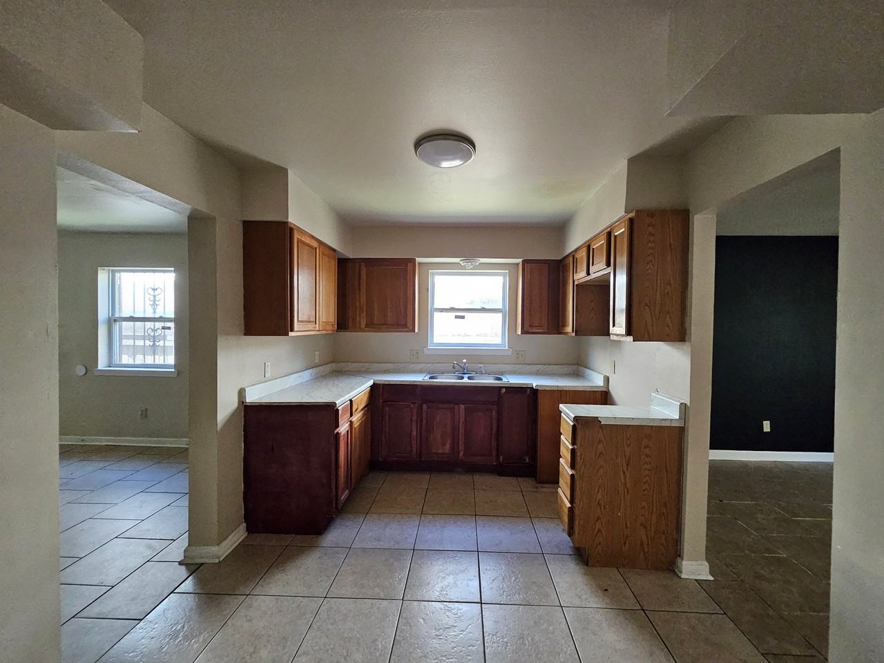 6972 Bundy Rd - Photo 3 of 11