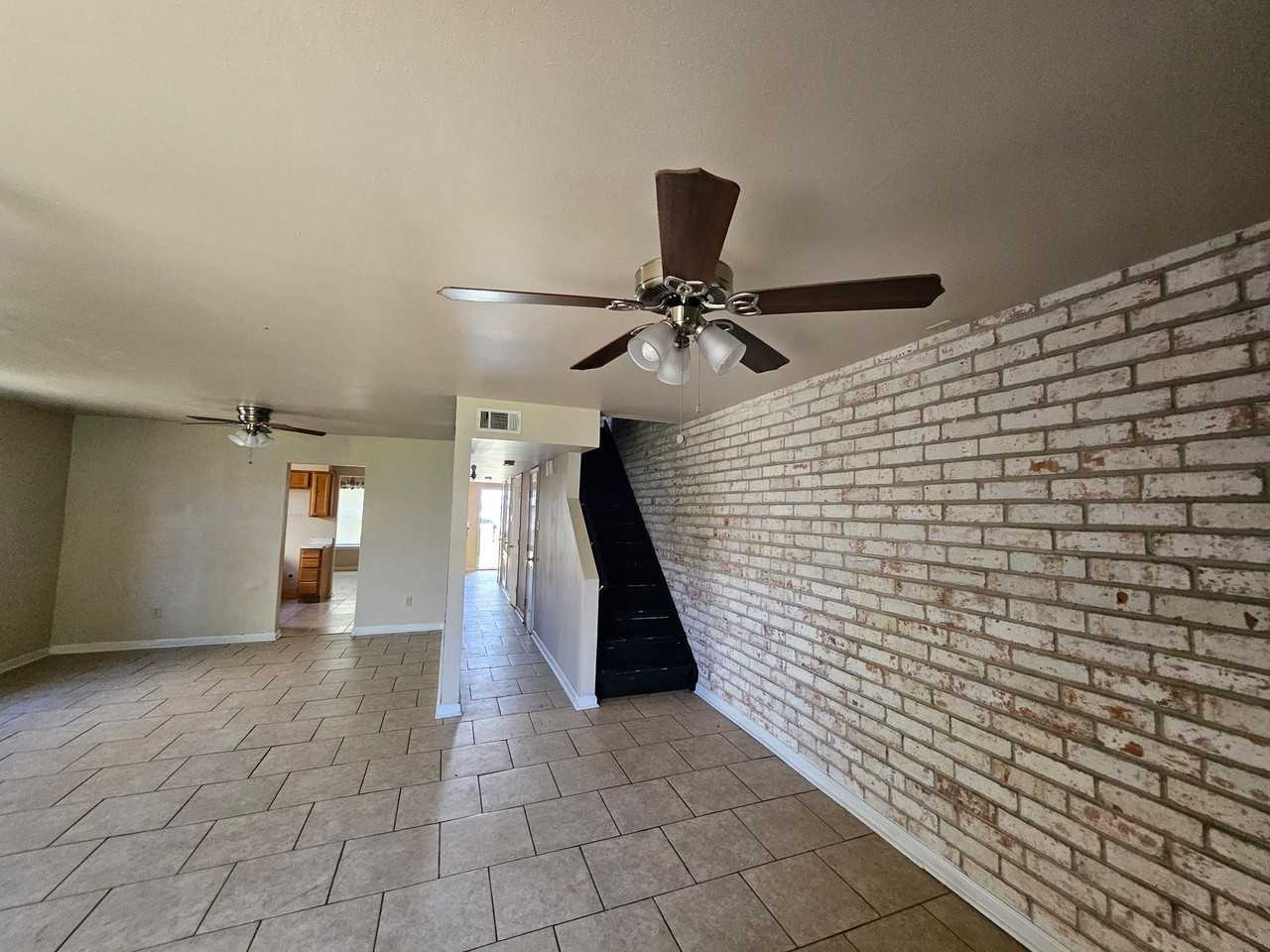 6972 Bundy Rd - Photo 6 of 11