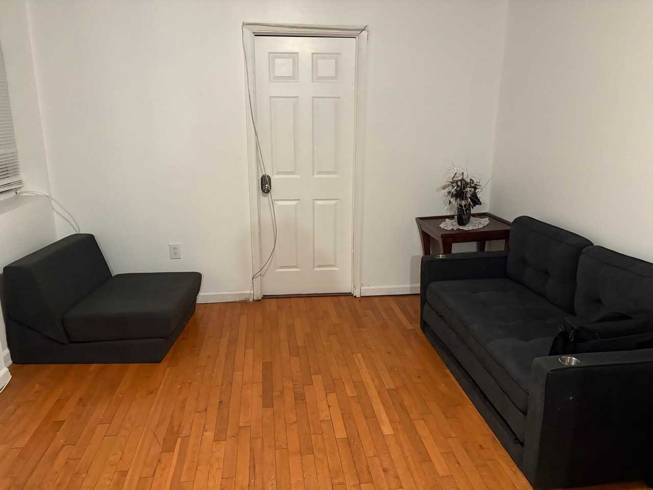 2351 N Park Ave #3 - Photo 5 of 6