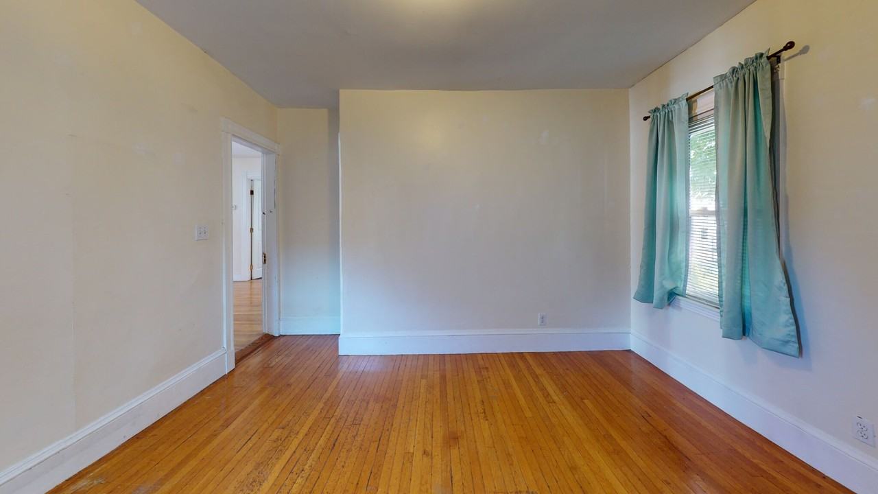 47 Fairbanks St #2 - Photo 3 of 11