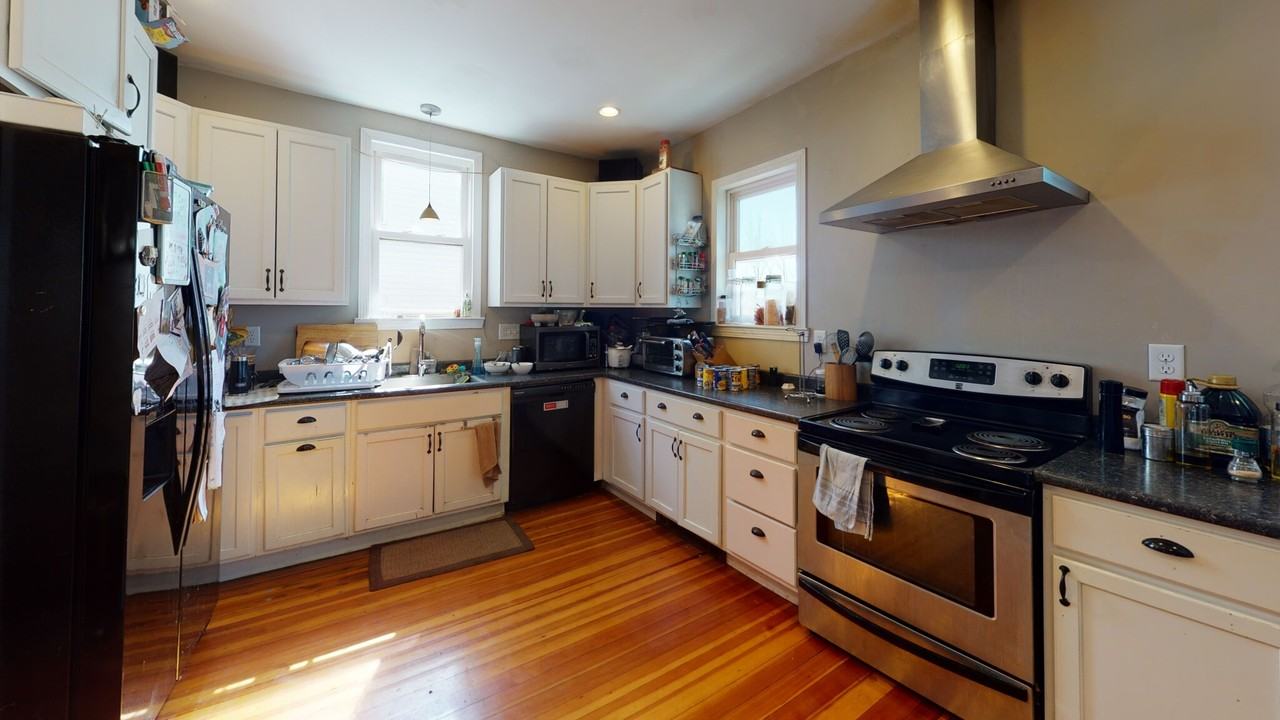 70 Larch St #1 - Photo 3 of 15