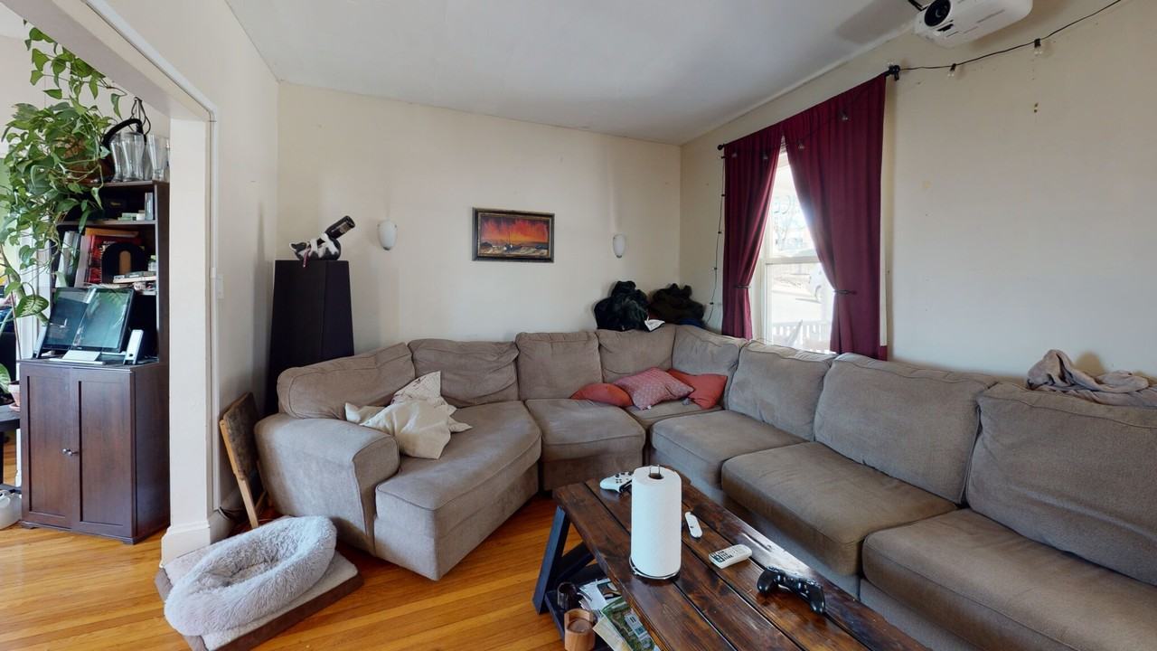 70 Larch St #1 - Photo 4 of 15