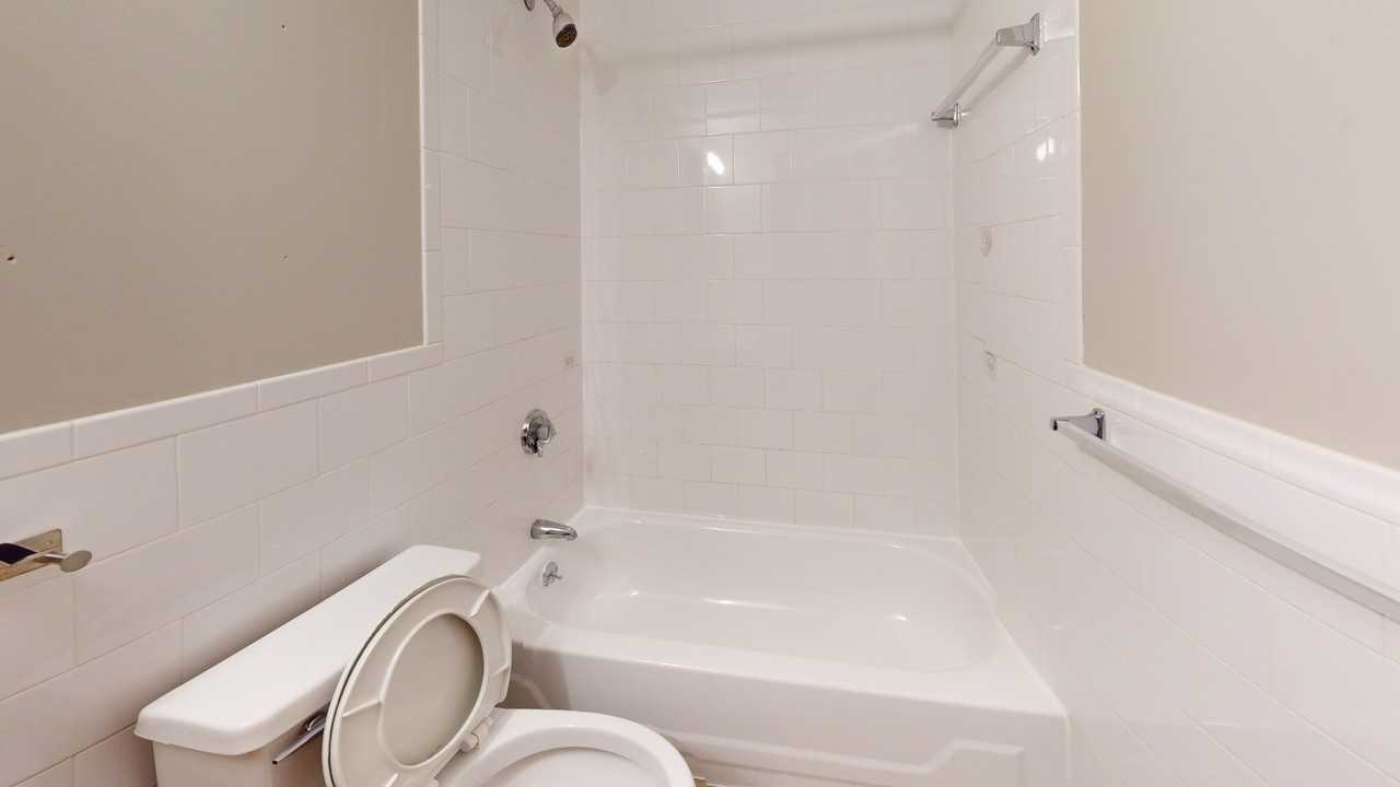 97 Hudson St #2 - Photo 5 of 6