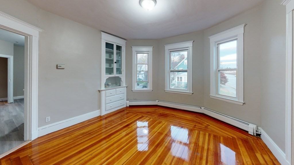 1011 Washington St #2 - Photo 6 of 12
