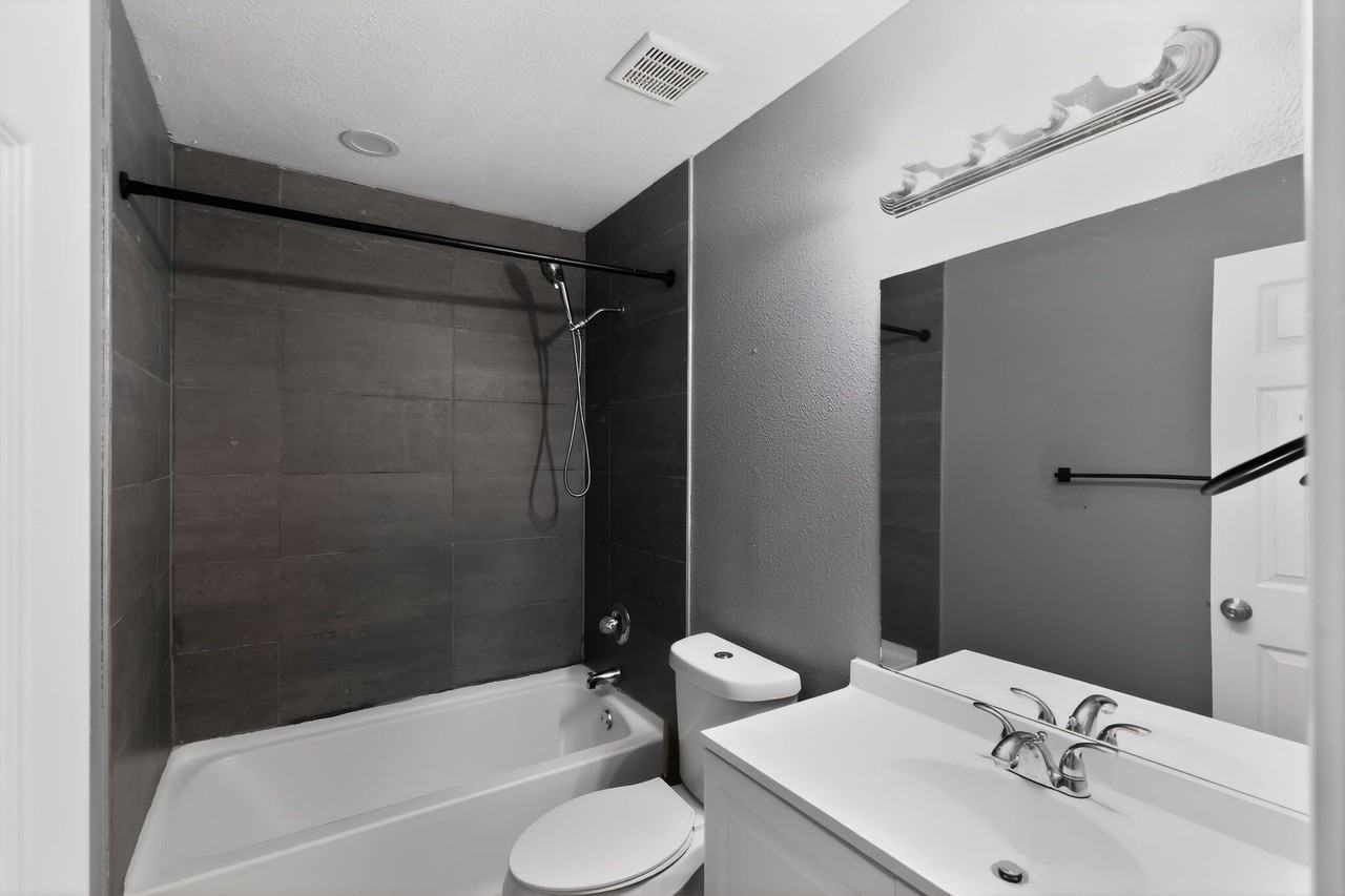 1000 Transmitter Rd #B4 - Photo 5 of 13
