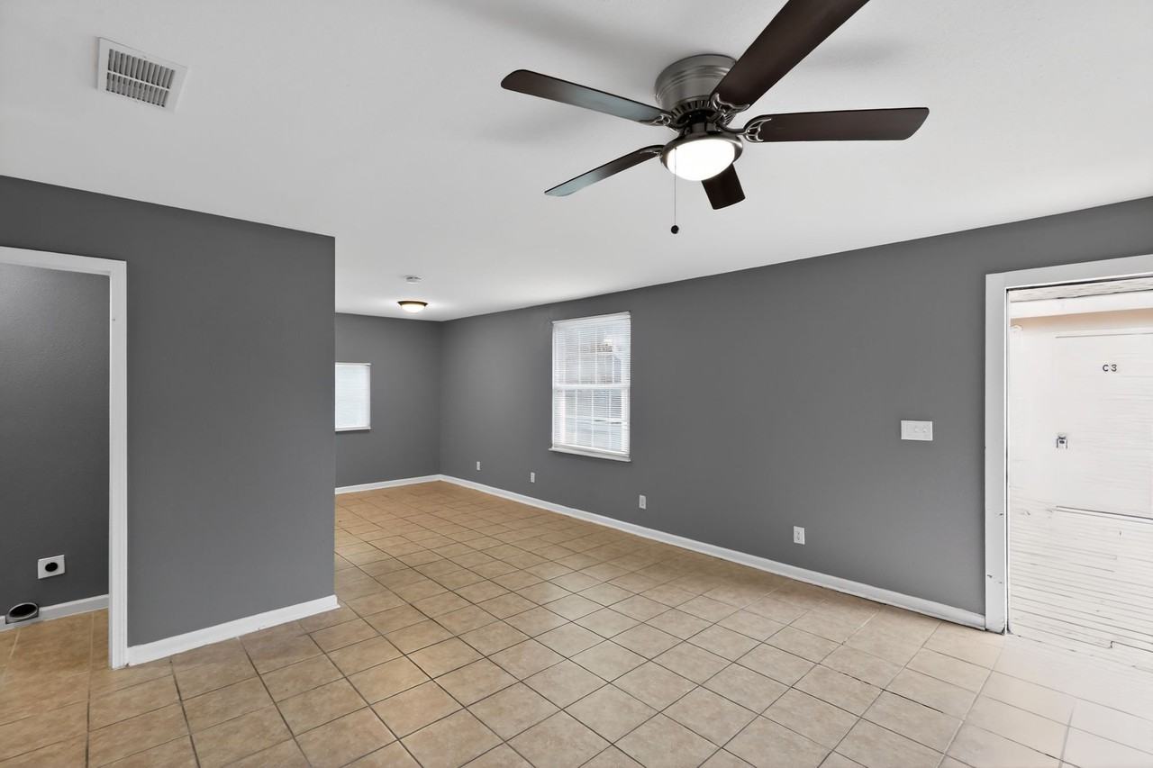 1000 Transmitter Rd #B4 - Photo 7 of 13