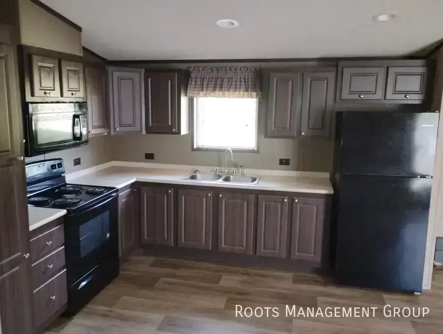 343 Linda Dr #315 - Photo 3 of 10