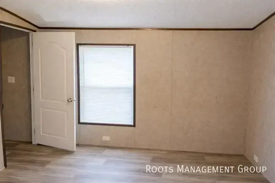 343 Linda Dr #315 - Photo 5 of 10