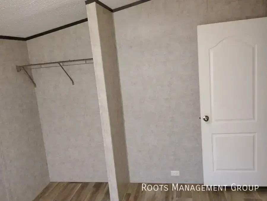 343 Linda Dr #315 - Photo 7 of 10