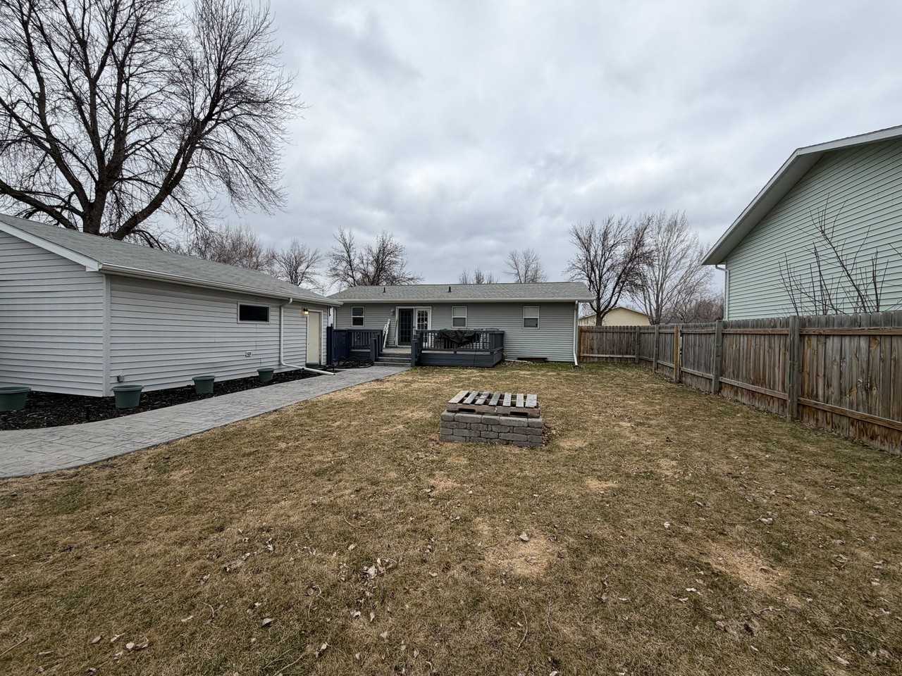 4811 6th Ave N - Photo 3 of 21