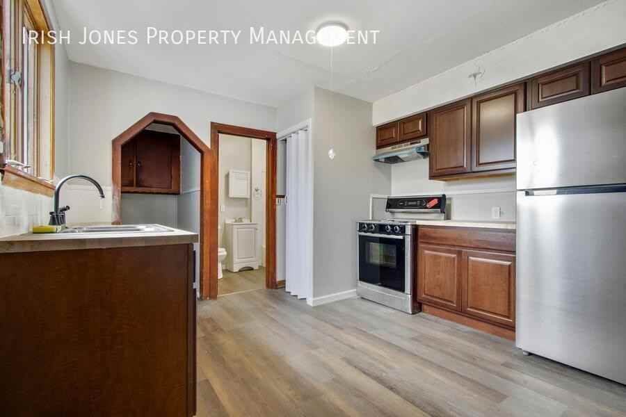 56 Fredro St #2REAR - Photo 2 of 16