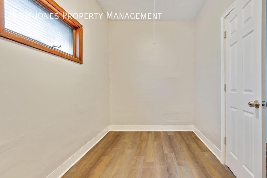 56 Fredro St #2REAR - Photo 5 of 16
