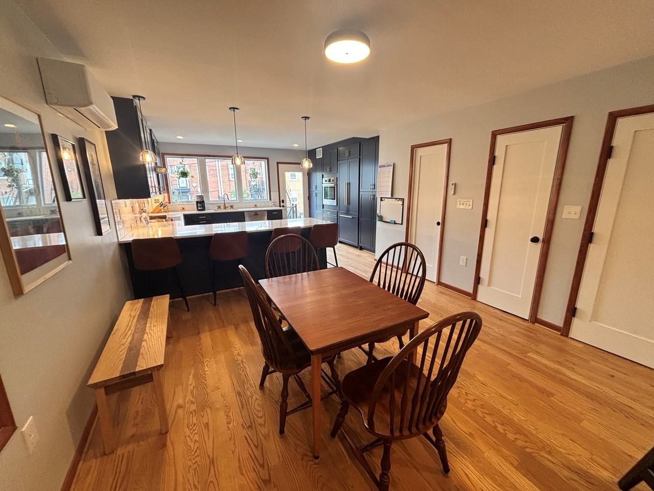 335 18th Pl Ne - Photo 3 of 11