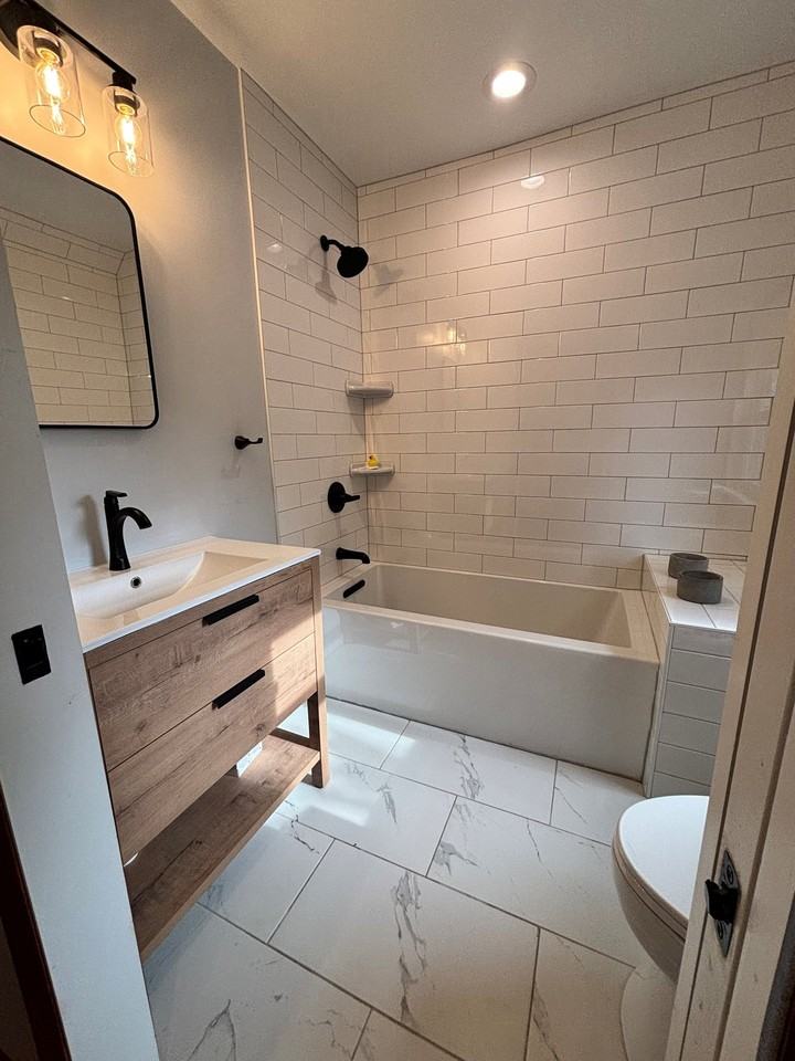 335 18th Pl Ne - Photo 6 of 11
