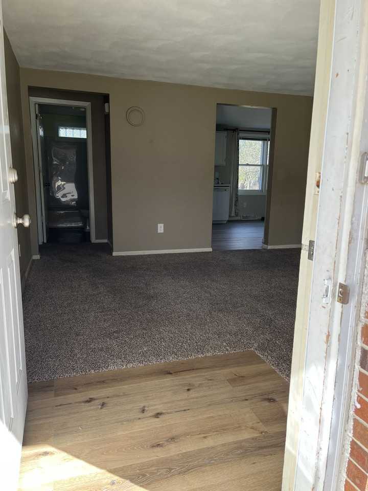 32 Northside Dr - Photo 3 of 20