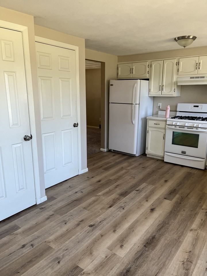 32 Northside Dr - Photo 6 of 20
