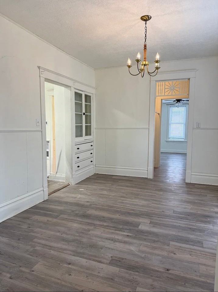 728 N Madison St #1 - Photo 3 of 11