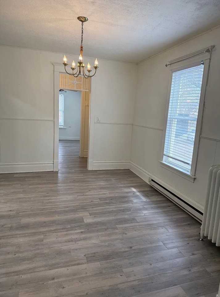 728 N Madison St #1 - Photo 6 of 11