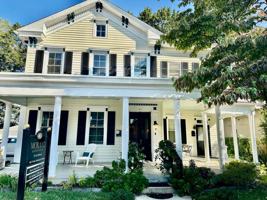featured image of 411 E Main St
