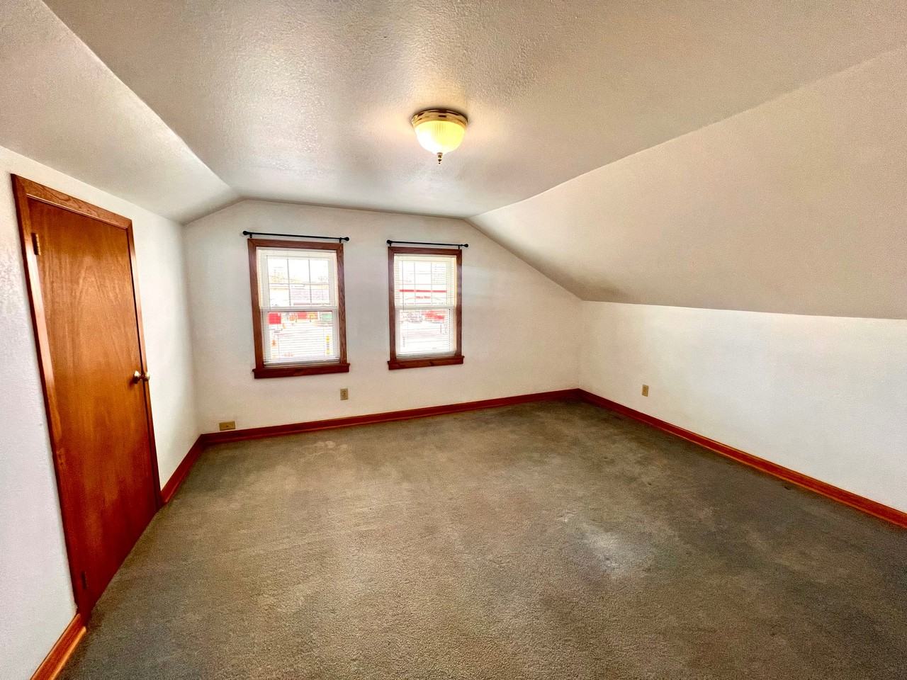 1132 S 10th St #B - Photo 7 of 8