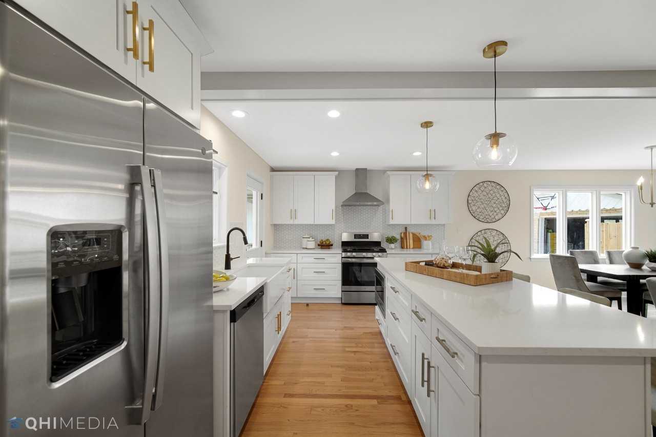 140 N Edgewood Ave - Photo 4 of 20