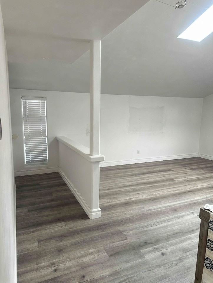 583 Charlotte Dr - Photo 4 of 11