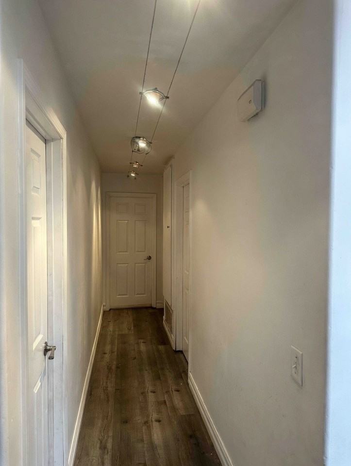 583 Charlotte Dr - Photo 7 of 11