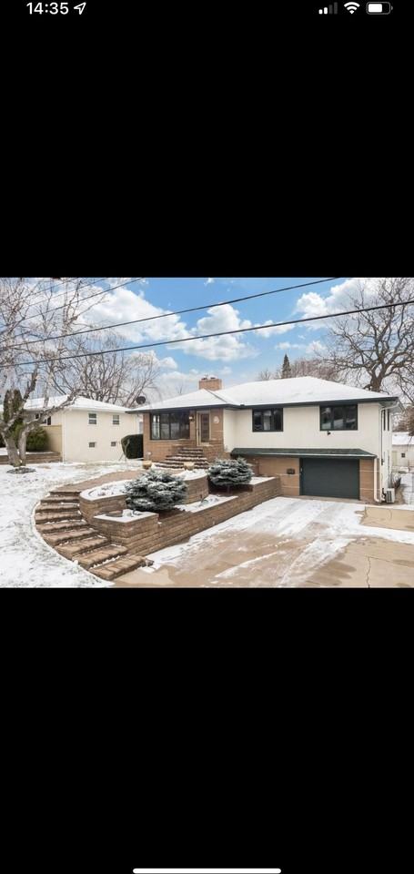 2916 Townview Ave Ne - Photo 2 of 20