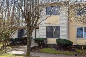 featured image of 4958 Edmondson Pike #J45