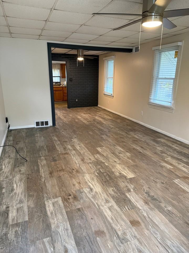 1 Centre Ave - Photo 7 of 20