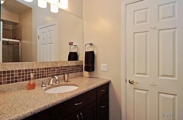 2429 N Clybourn Ave #E - Photo 4 of 7