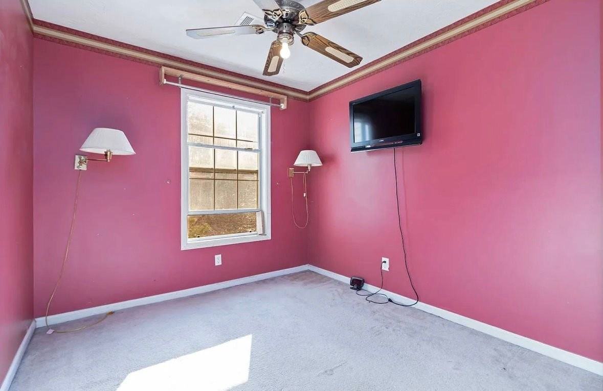 1505 Idlewood Rd - Photo 7 of 9