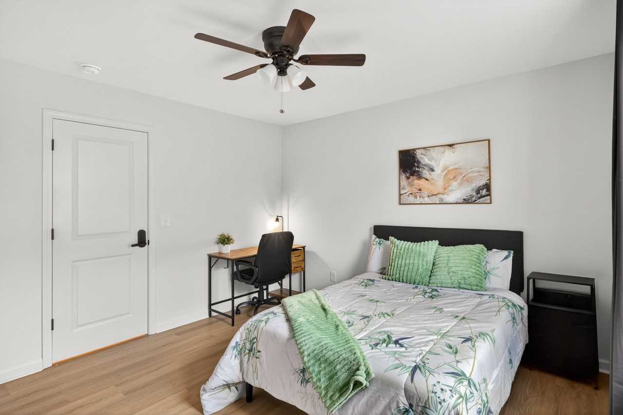 13443 Main Dr - Photo 2 of 8