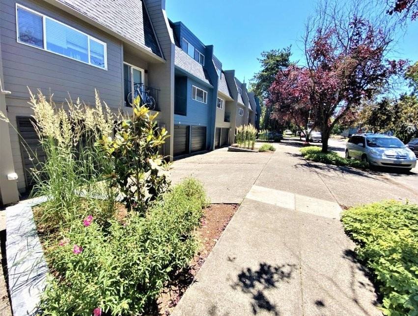 3041 Se 20th Ave #3041 - Photo 4 of 14