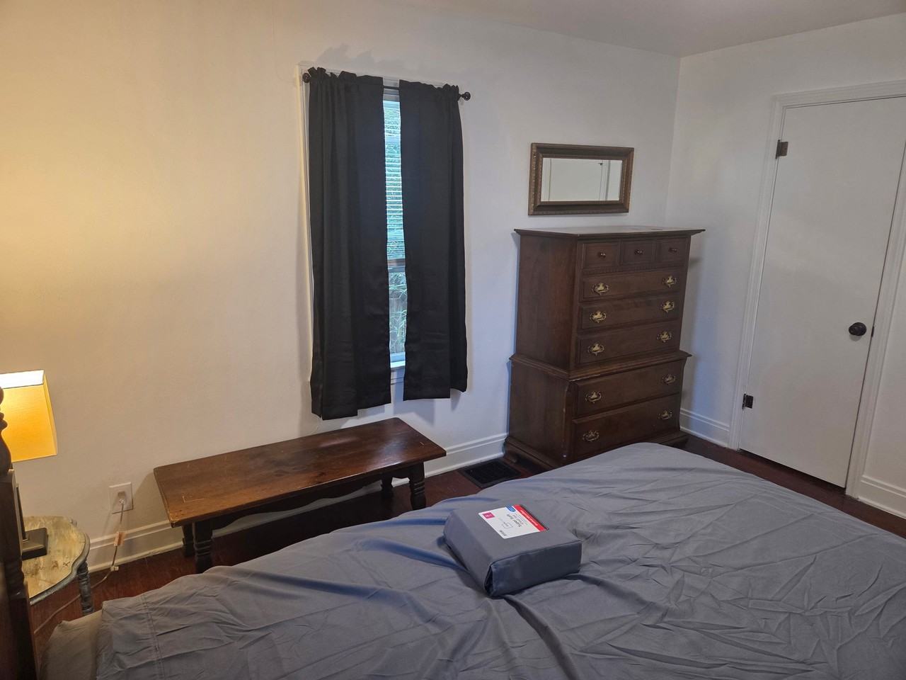 465 N Randolph Ave #2 - Photo 3 of 9