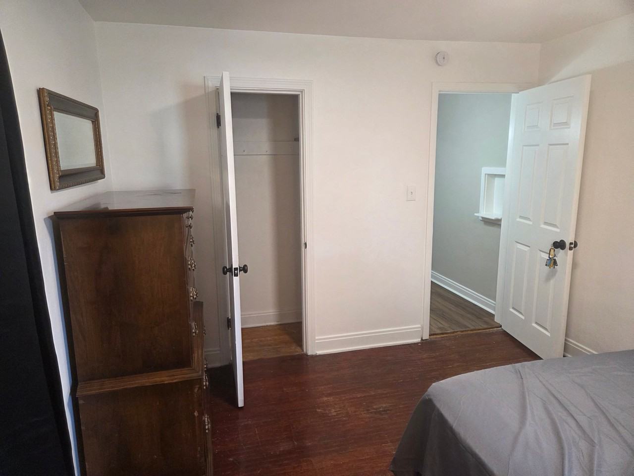 465 N Randolph Ave #2 - Photo 4 of 9
