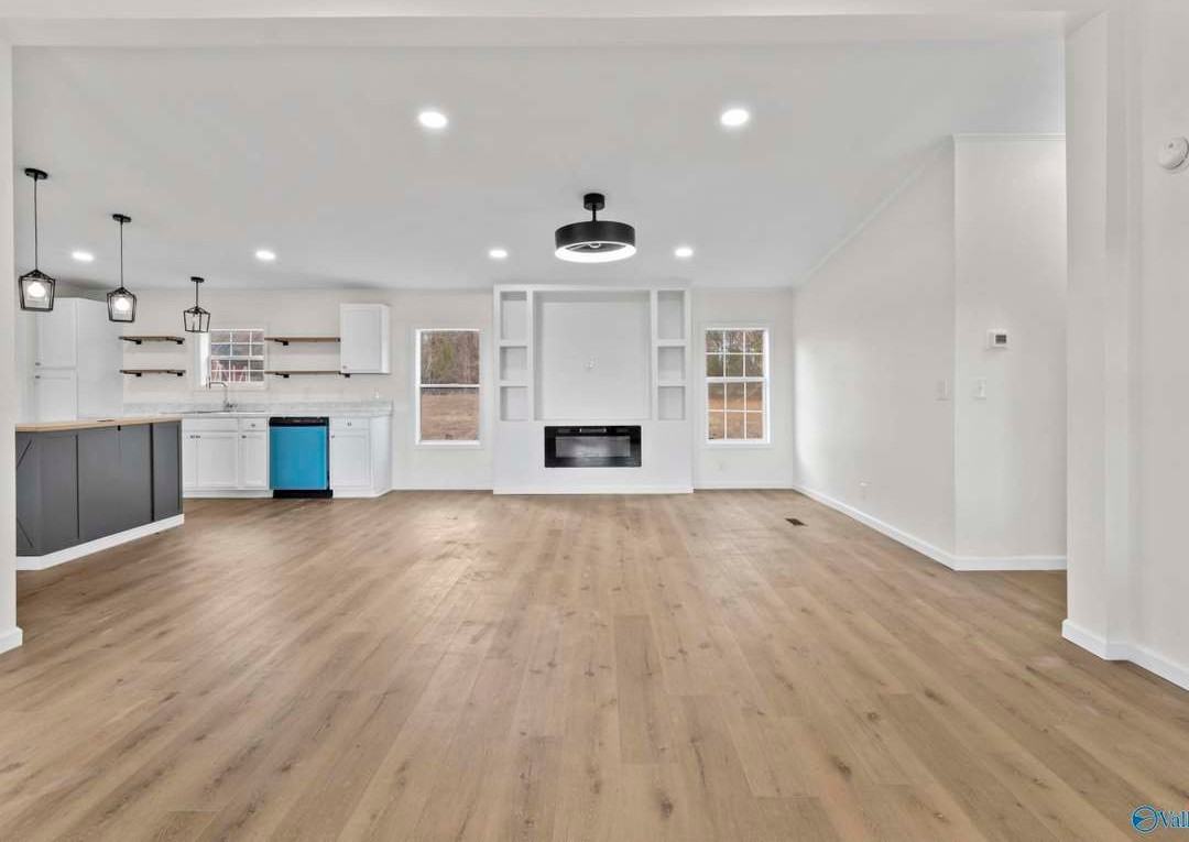1051 Steger Rd - Photo 3 of 14
