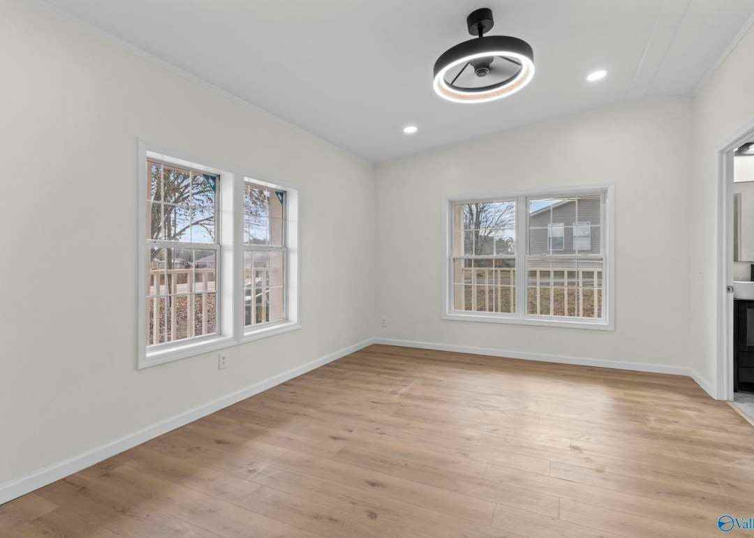 1051 Steger Rd - Photo 7 of 14