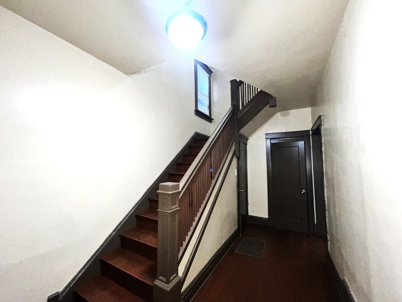 12015 S Stewart Ave - Photo 5 of 19