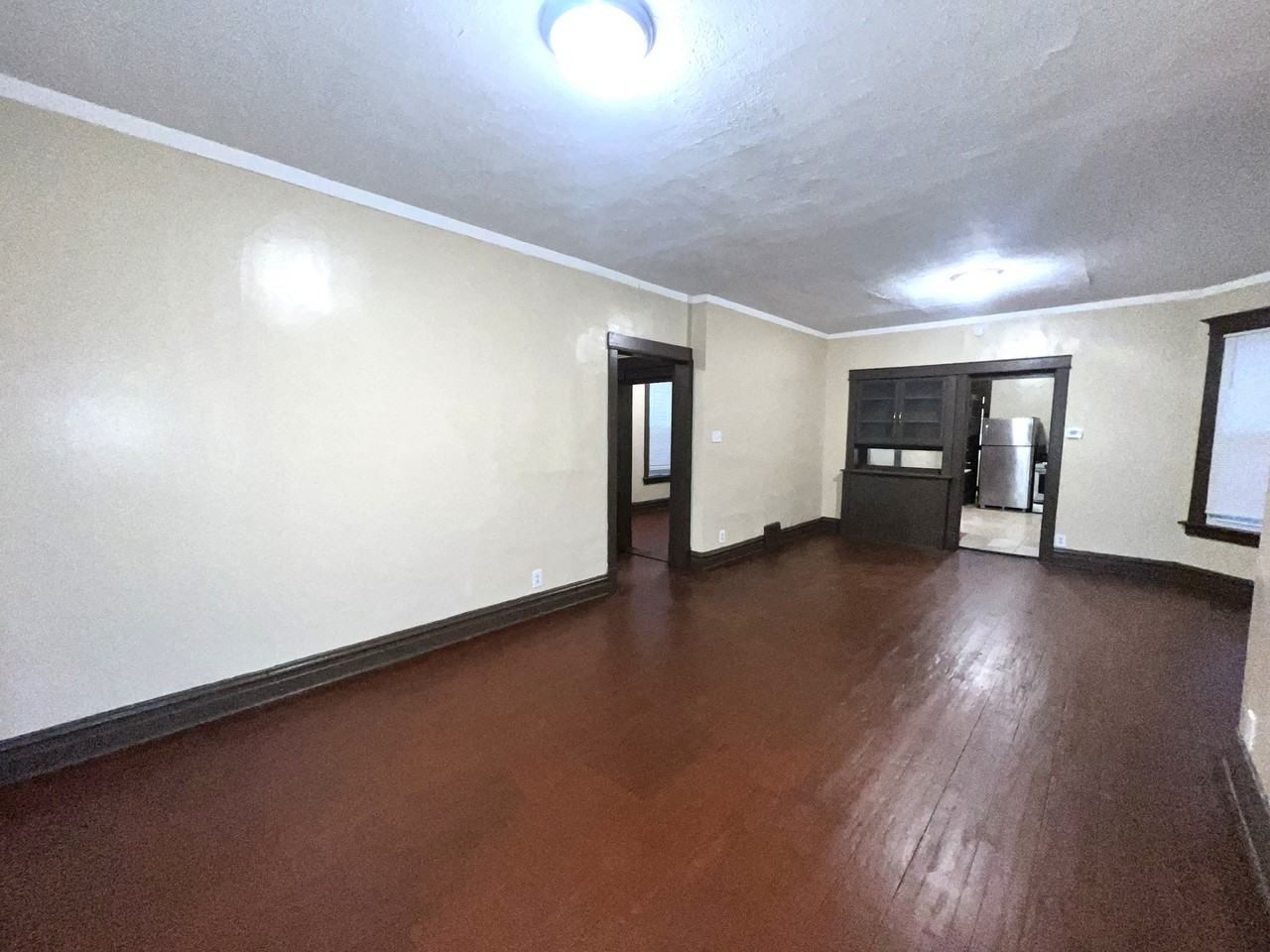 12015 S Stewart Ave - Photo 2 of 22