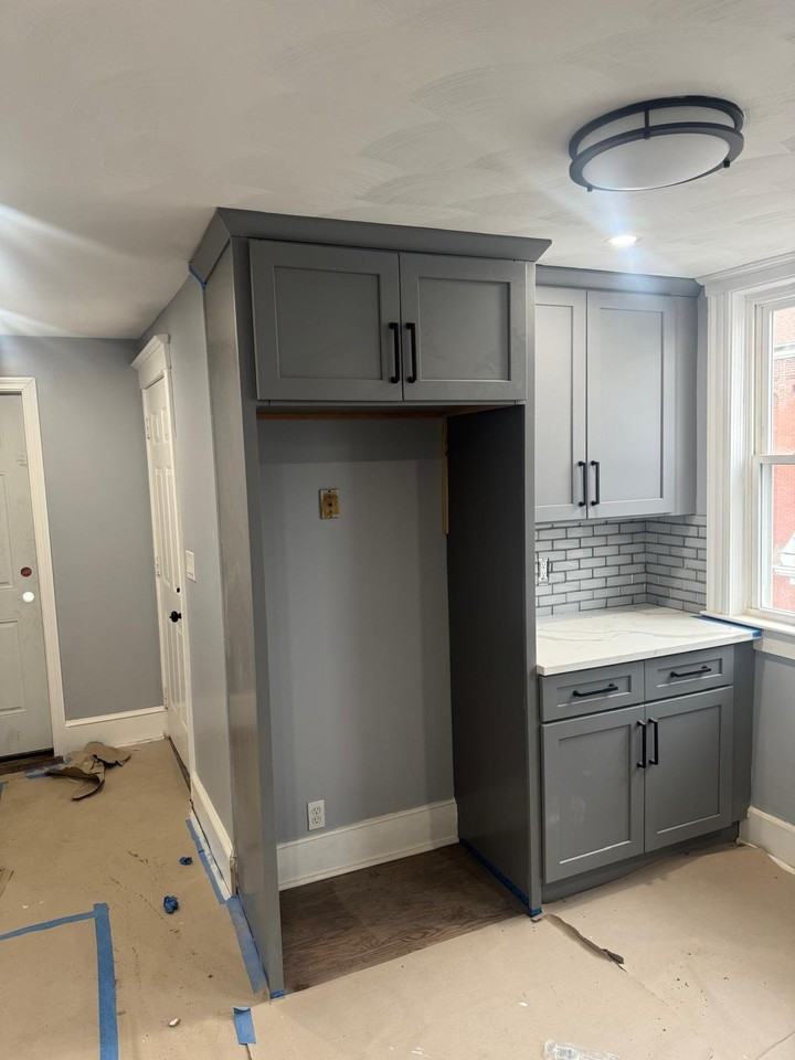 140 S Common St #3 - Photo 3 of 8