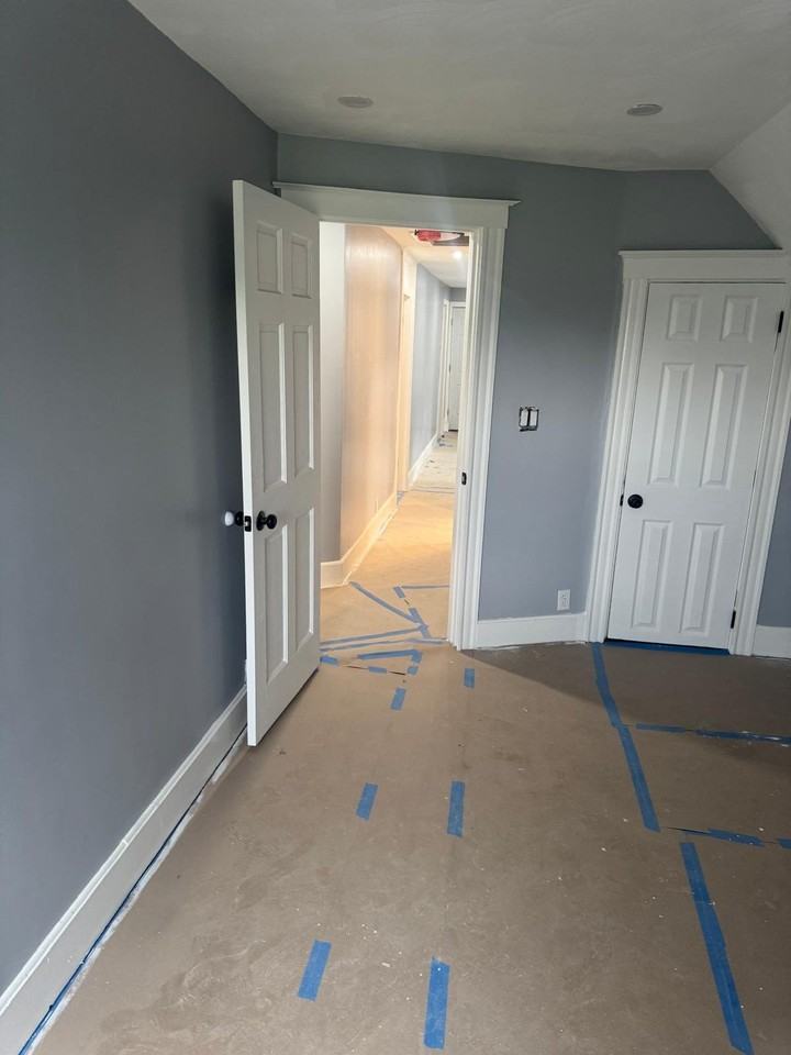 140 S Common St #3 - Photo 7 of 8