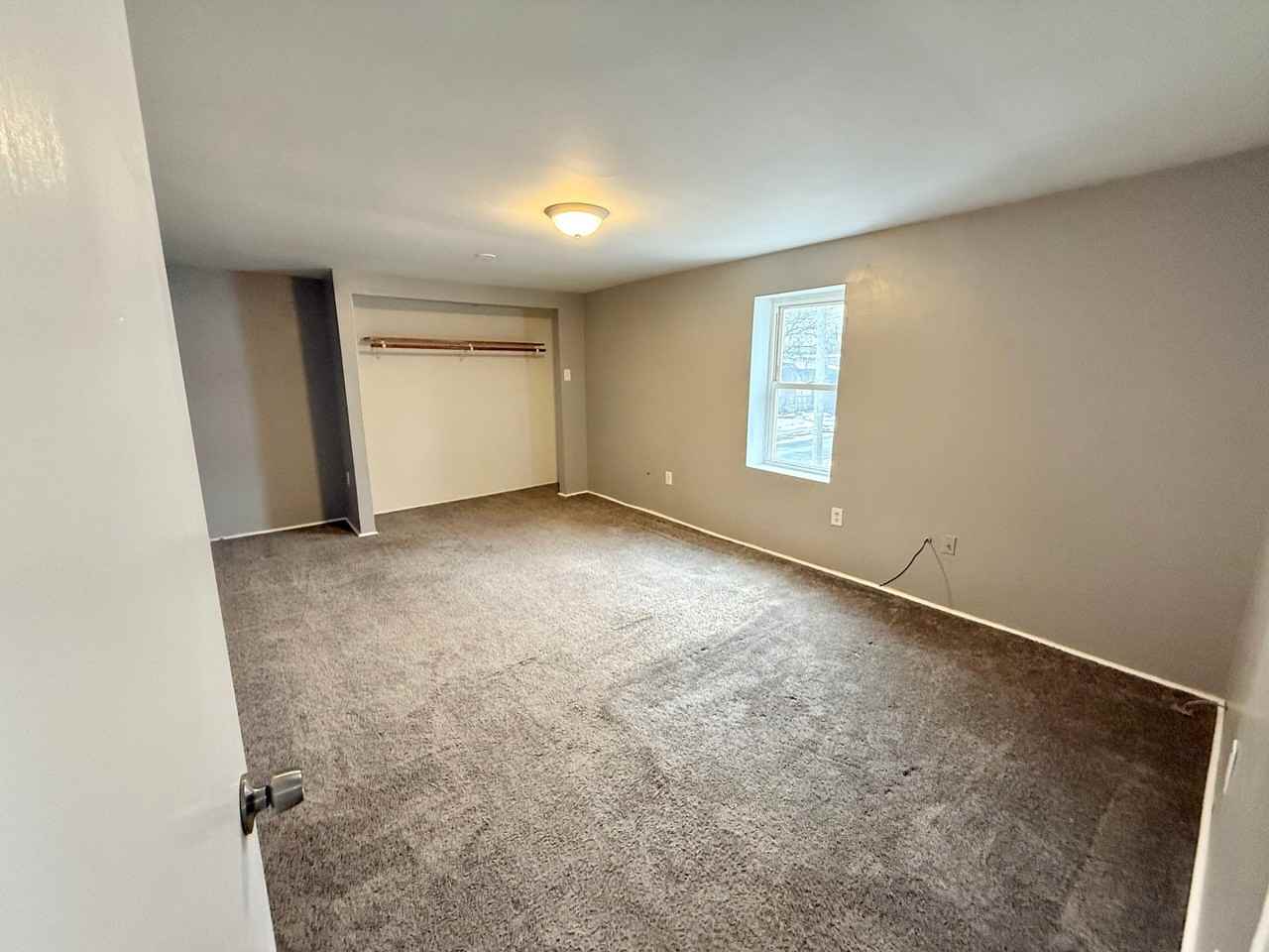 2345 2nd Ave #2G - Photo 3 of 10