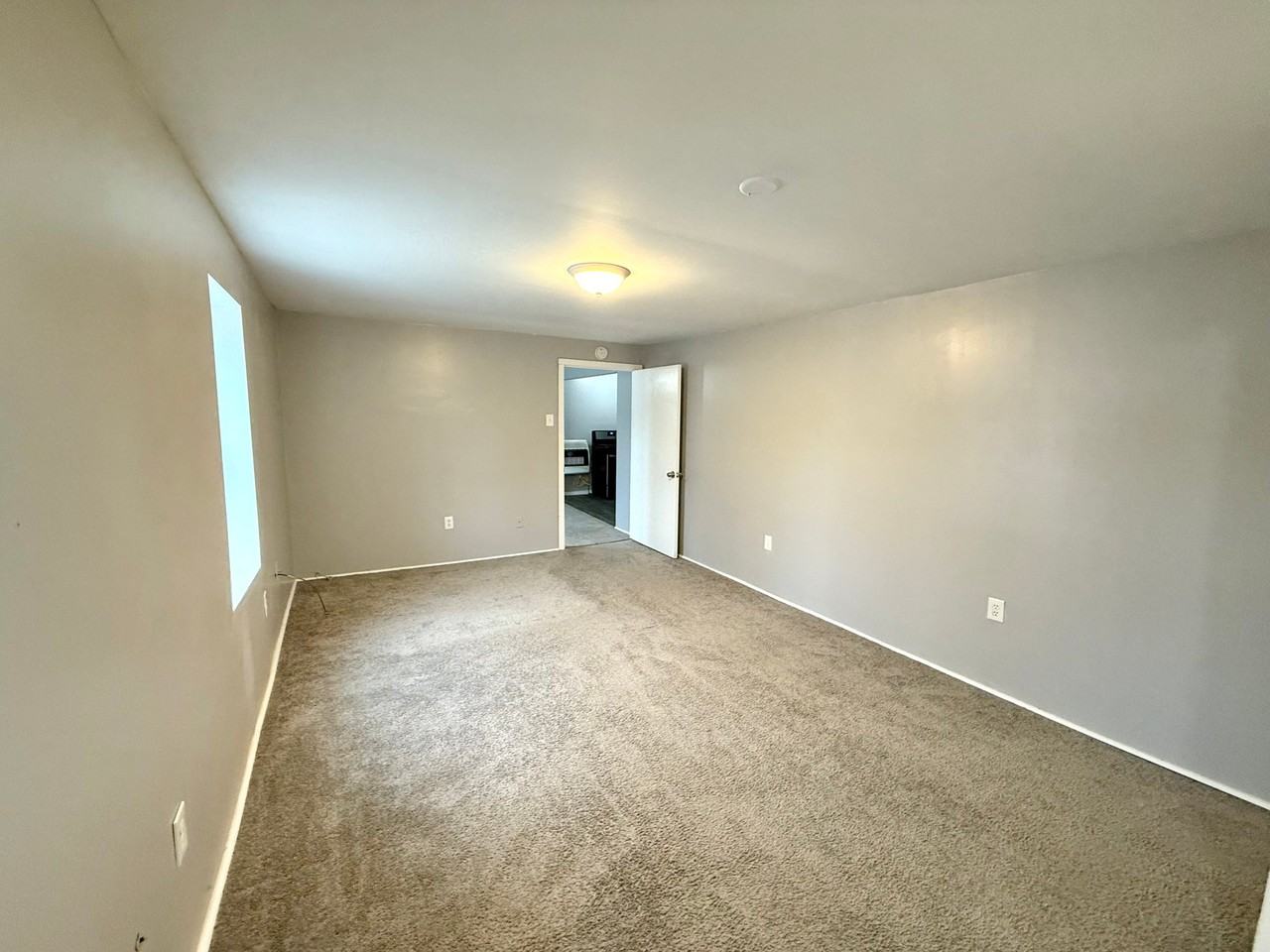 2345 2nd Ave #2G - Photo 6 of 10