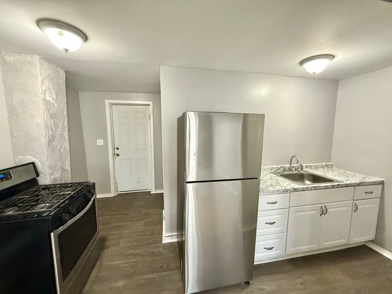 2345 2nd Ave #2G - Photo 7 of 10